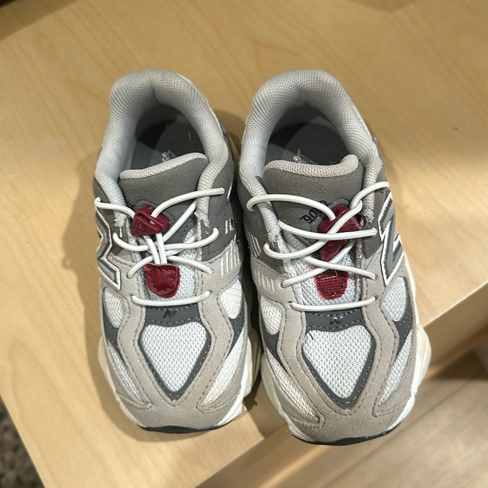 New balance size 9 toddler
